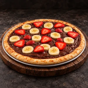 PizzAventuras Nutella Platafresa Pizza with banana and strawberries
